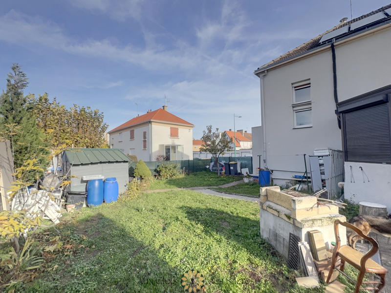 Maison - 81 m² - 5 pièces