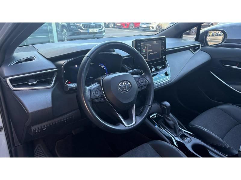 Toyota corolla touring sports Hybride My21 122h Design