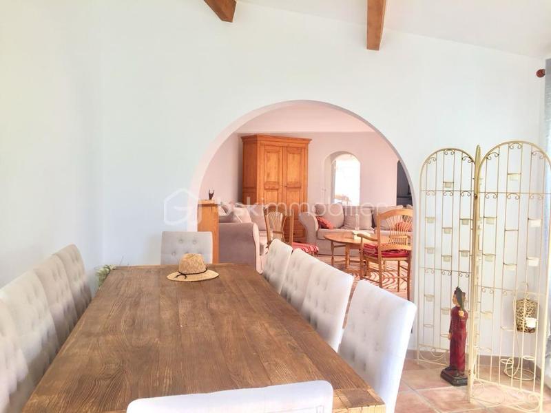 Propriété - 140 m² - 6 pièces