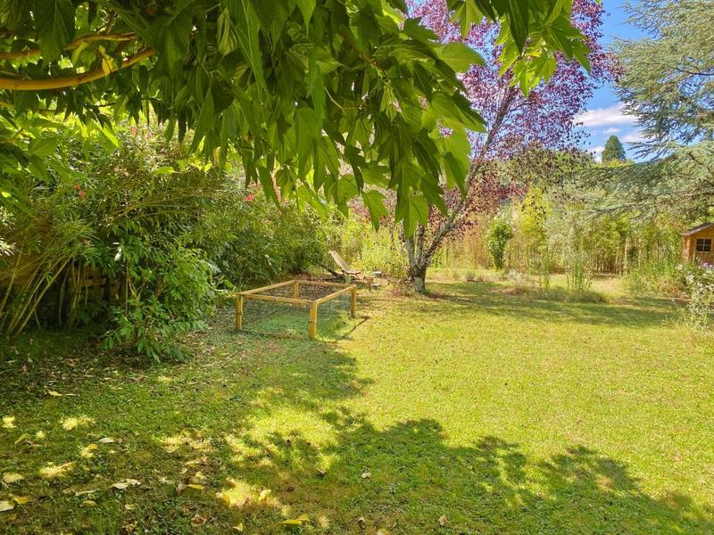 Maison - 210 m² - 7 pièces