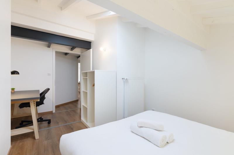 Appartement - 84 m² - 6 pièces