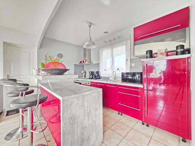 Maison - 95 m² - 4 pièces