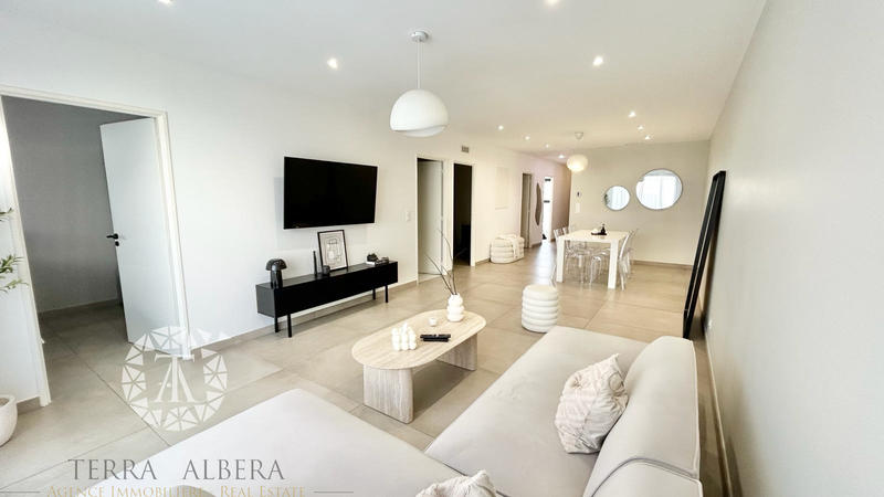 Maison - 96 m² - 4 pièces