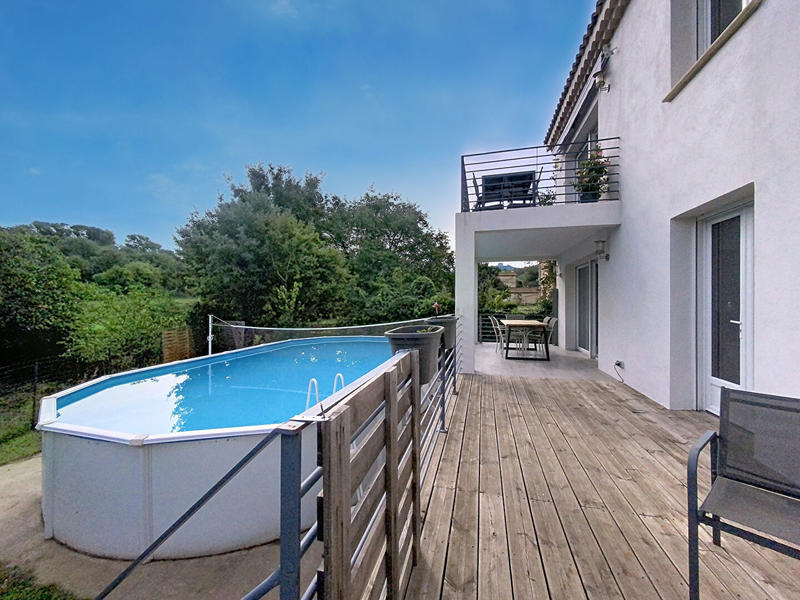 Appartement - 77 m² - 3 pièces