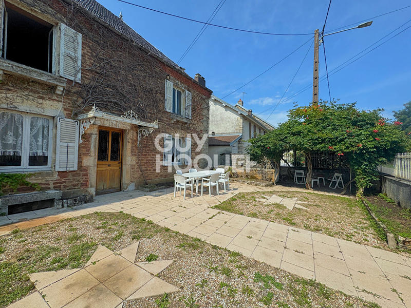 Maison - 263 m² - 6 pièces