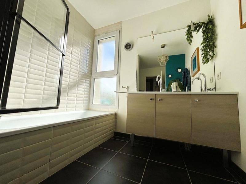 Penthouse - 90 m² - 4 pièces