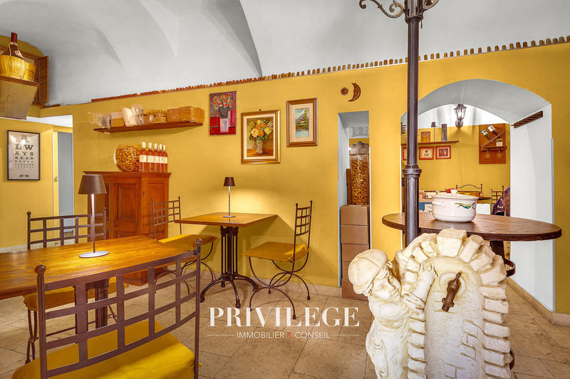 Fonds de commerce - Magasins - 95 m²