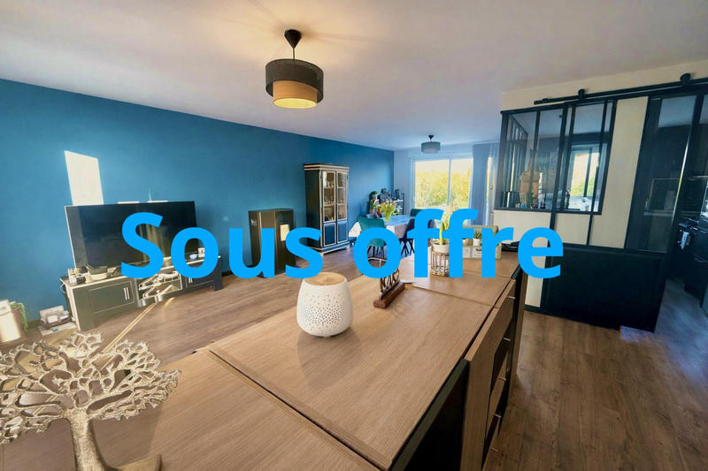 Maison - 104 m² - 6 pièces