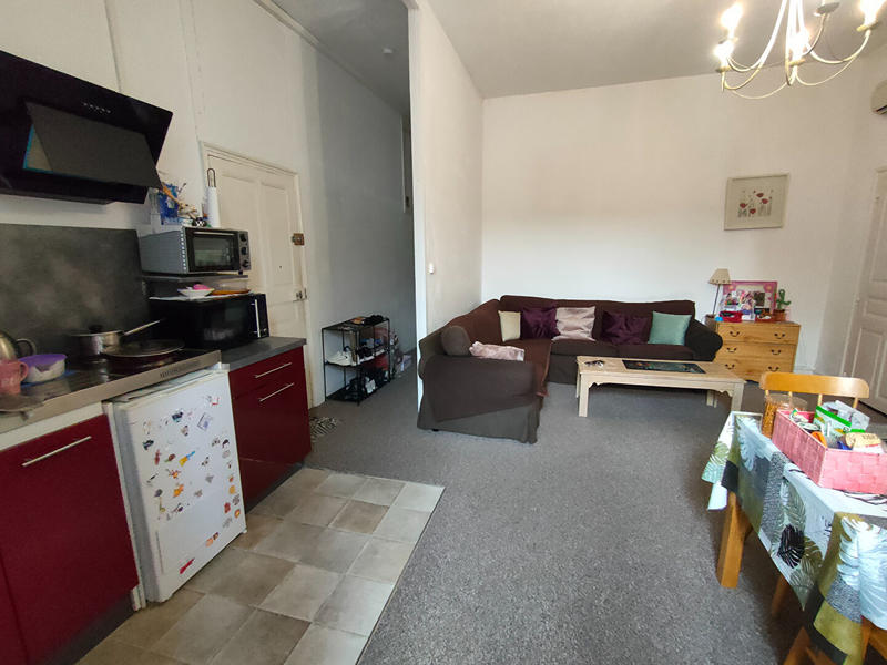 Maison - 300 m² - 10 pièces