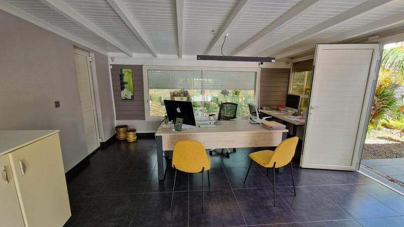 Villa - 236 m² - 6 pièces