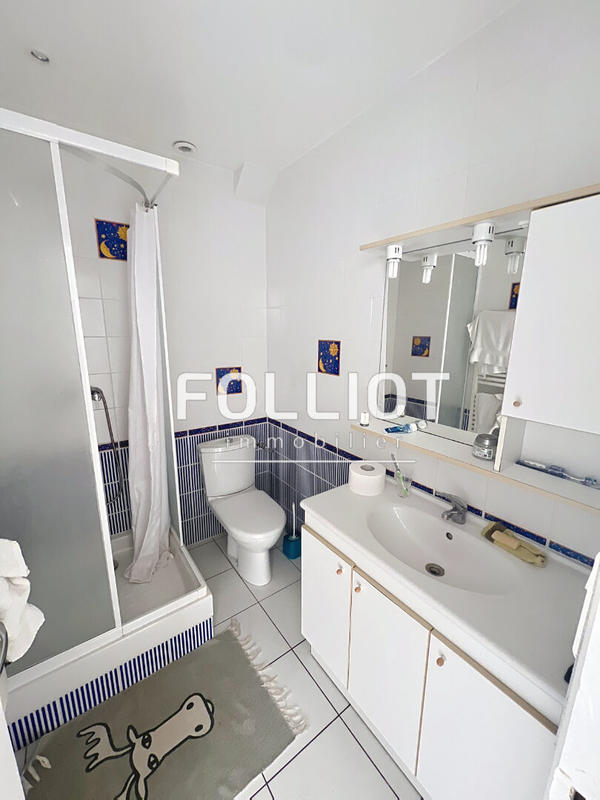 Immeuble - 294 m² - 13 pièces