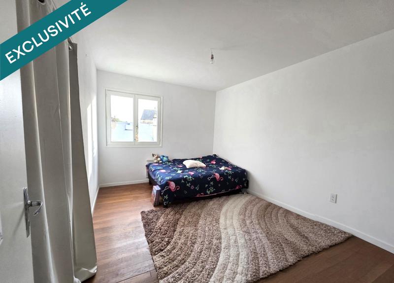 Maison - 237 m² - 8 pièces