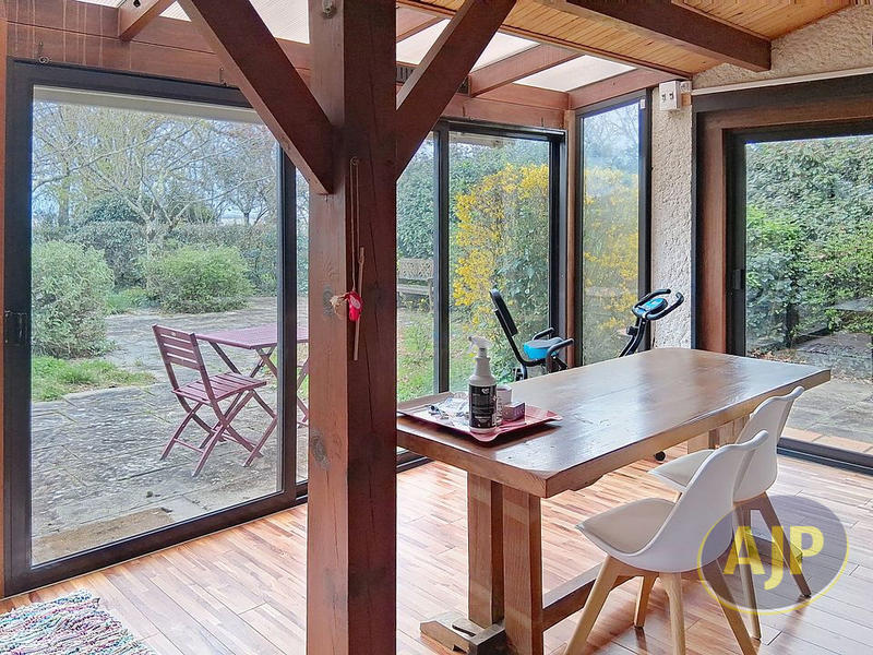 Maison - 144 m² - 5 pièces