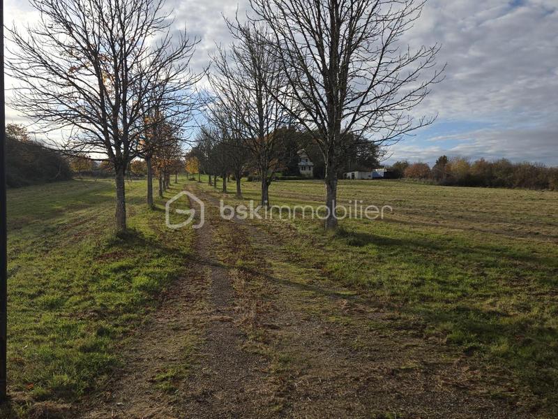 Demeure - 216 m² - 6 pièces