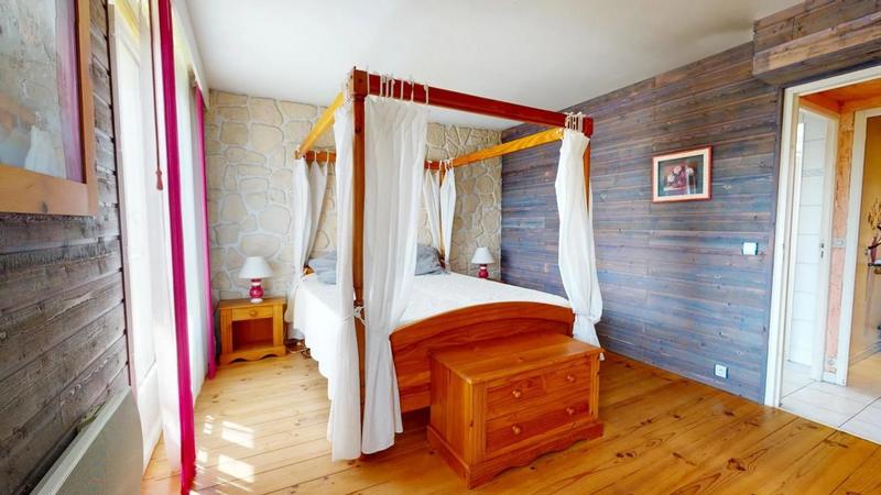 Pavillon - 157 m² - 6 pièces