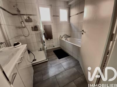Appartement - 87 m² - 4 pièces