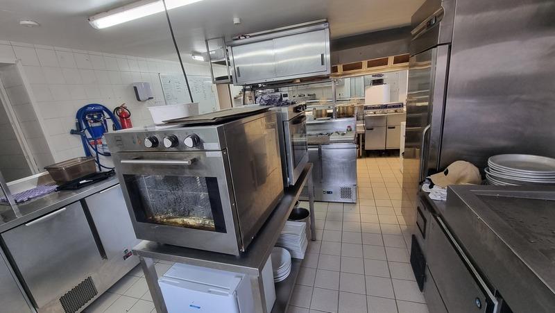 Fonds de commerce - 710 m²