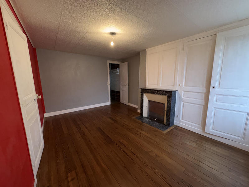 Maison - 99 m² - 5 pièces