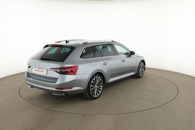 Skoda Superb Combi 2.0 Tdi Scr Laurin &amp; Klement Dsg7 190 ch