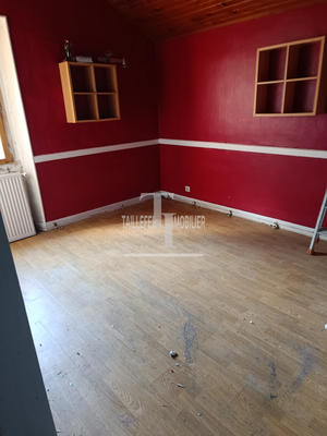 Maison - 95 m² - 4 pièces