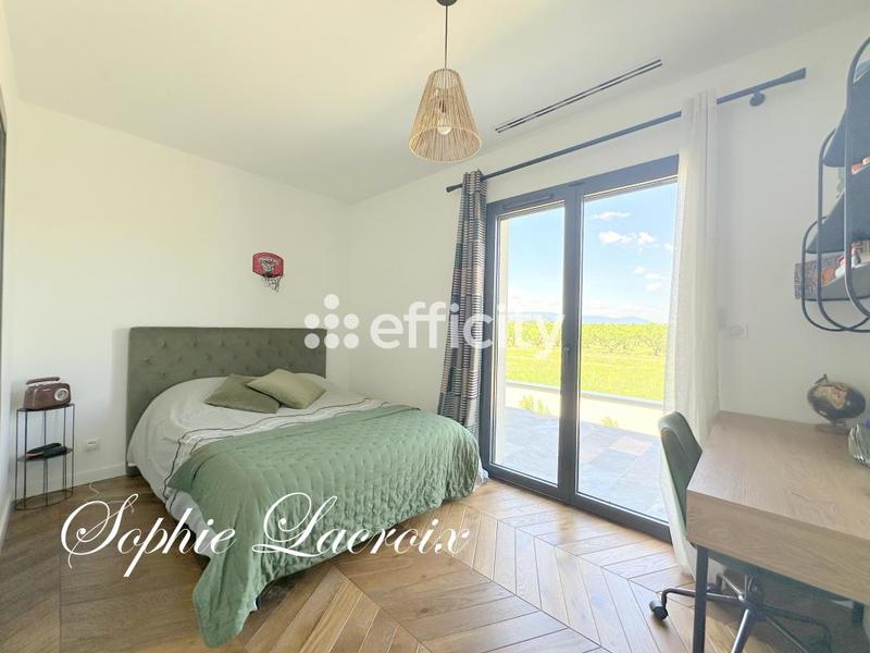 Maison - 191 m² - 7 pièces