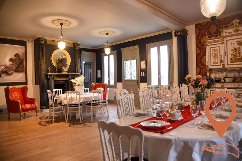 Manoir - 420 m² - 12 pièces