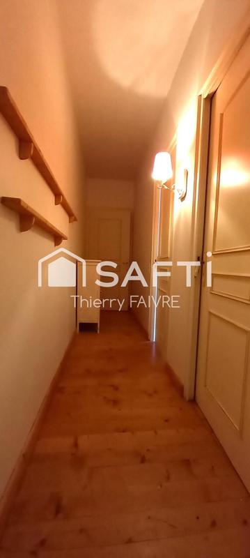 Maison - 209 m² - 10 pièces