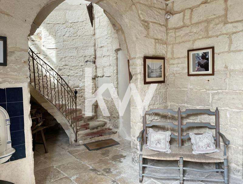 Fonds de commerce - Magasins - 2 000 m²