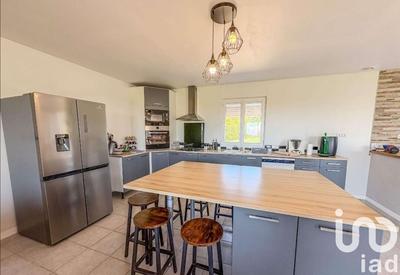 Maison - 151 m² - 5 pièces