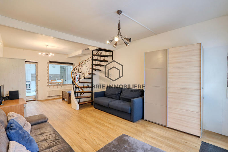 Maison - 76 m² - 3 pièces