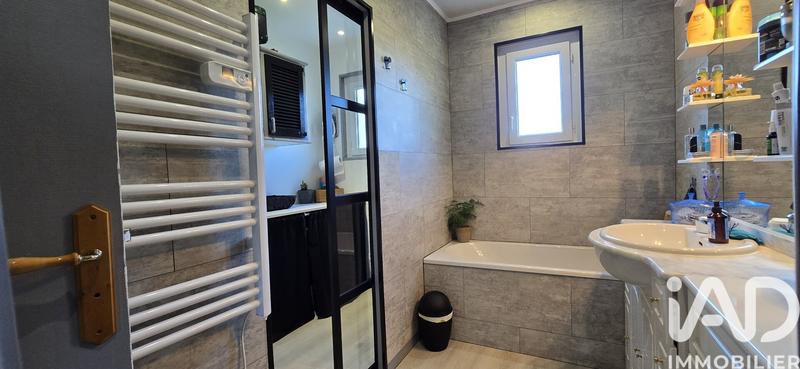 Maison de village - 103 m² - 5 pièces