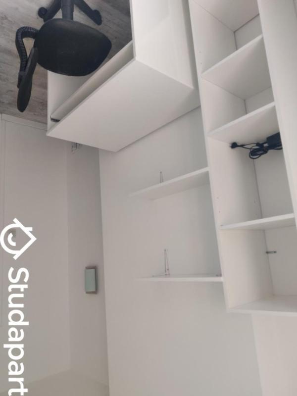 Chambre - 12 m² - 1 pièce