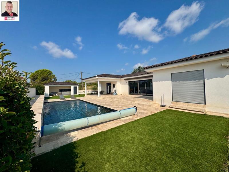 Villa - 180 m² - 5 pièces