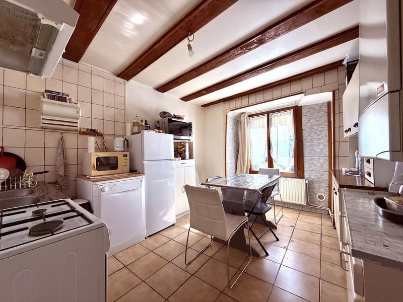 Maison - 101 m² - 6 pièces