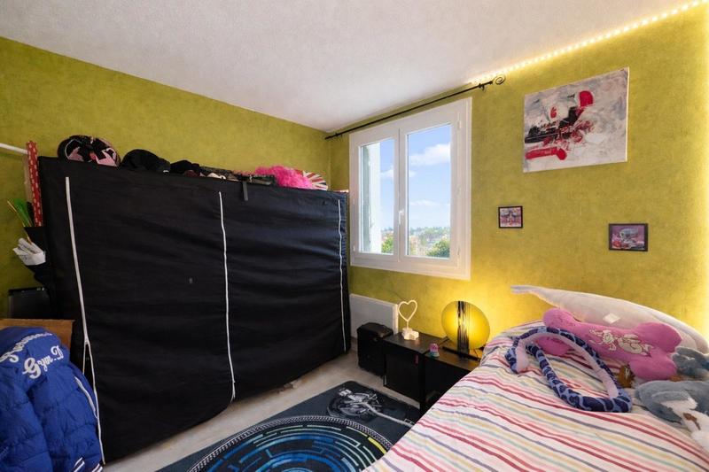 Appartement - 77 m² - 4 pièces