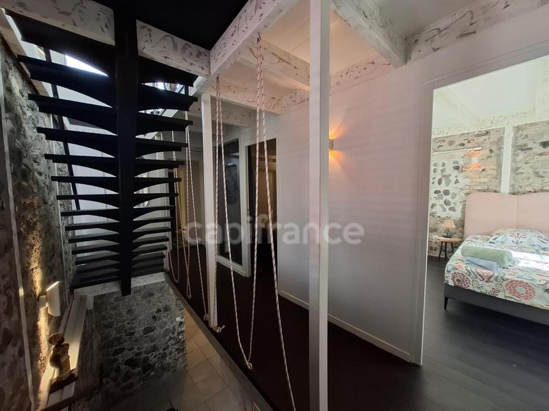 Maison - 145 m² - 6 pièces