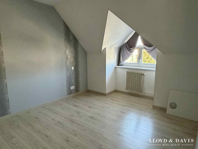 Maison - 91 m² - 5 pièces