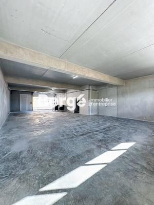 Entrepôt - 287 m²