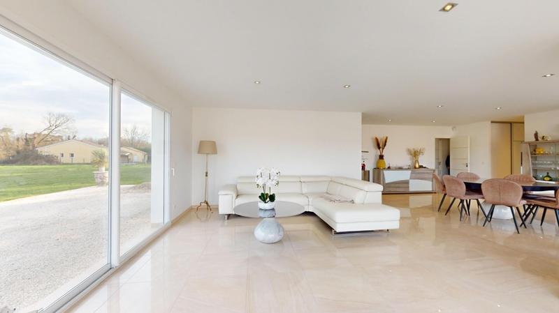 Maison - 147 m² - 6 pièces