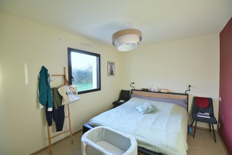 Maison - 93 m² - 4 pièces