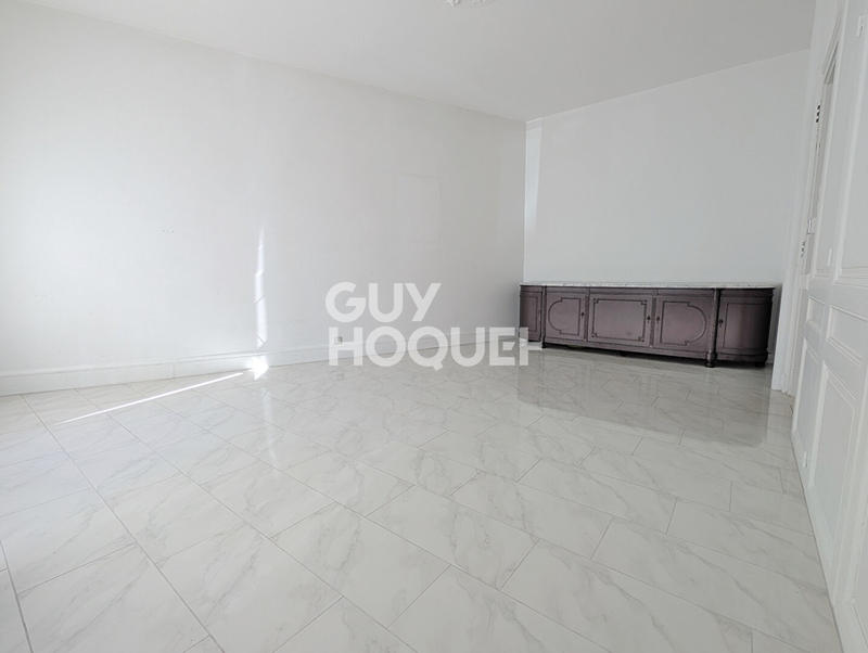 Appartement - 80 m² - 3 pièces