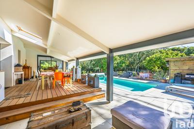 Maison de maîtres - 172 m² - 5 pièces