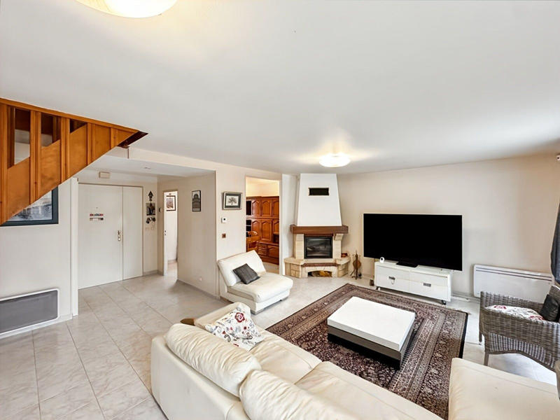 Maison - 127 m² - 6 pièces