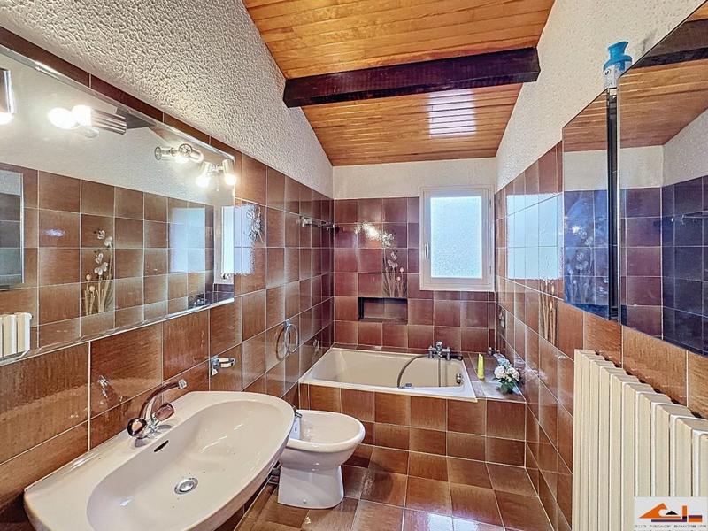 Villa - 179 m² - 6 pièces