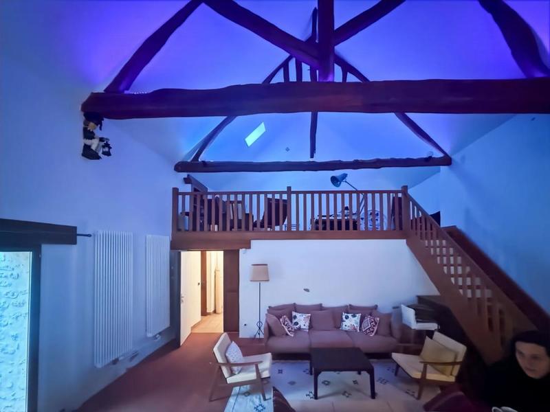 Maison - 240 m² - 9 pièces