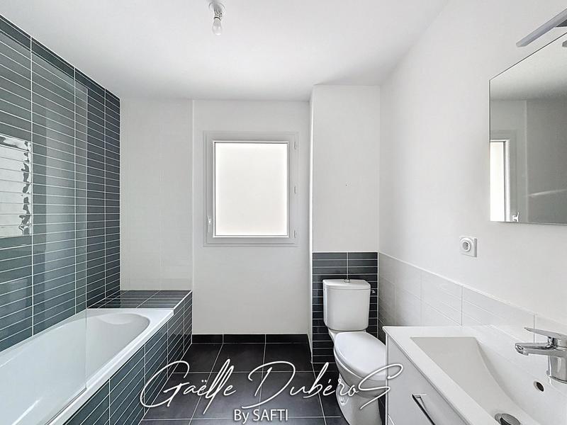 Maison - 102 m² - 6 pièces