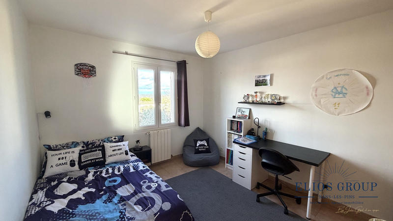 Maison traditionnelle - 111 m² - 5 pièces