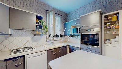 Pavillon - 160 m² - 7 pièces