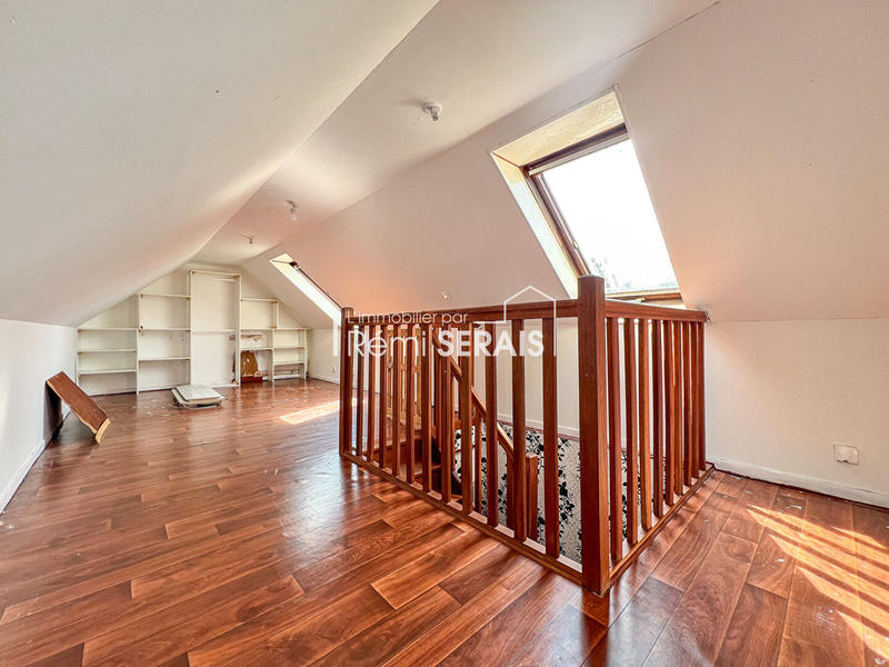 Maison - 93 m² - 4 pièces