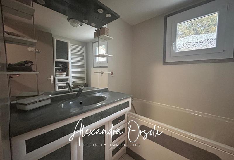 Maison - 112 m² - 5 pièces